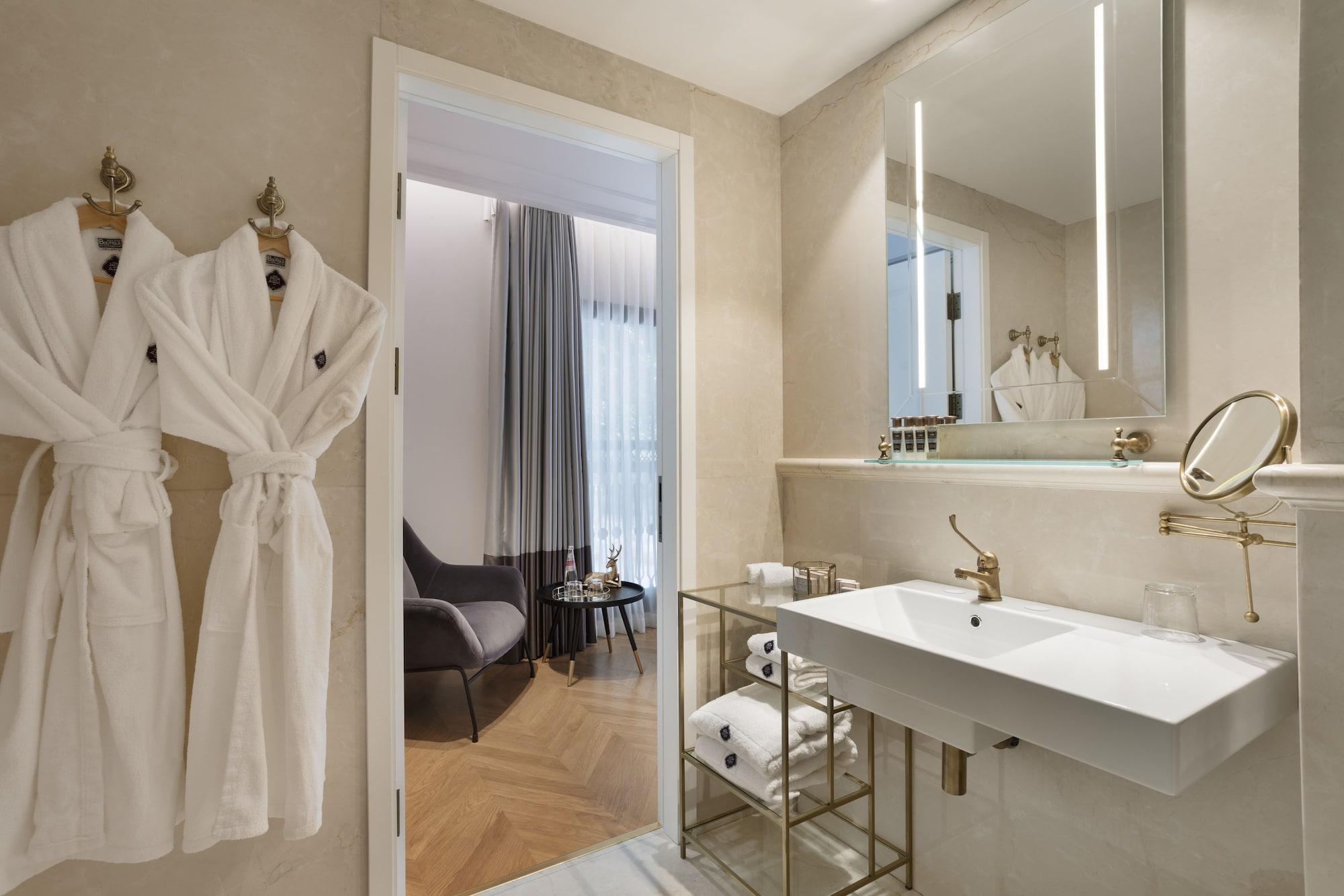 Hotel Jacob Samuel By Prima Hotels Tel Aviv Exterior photo